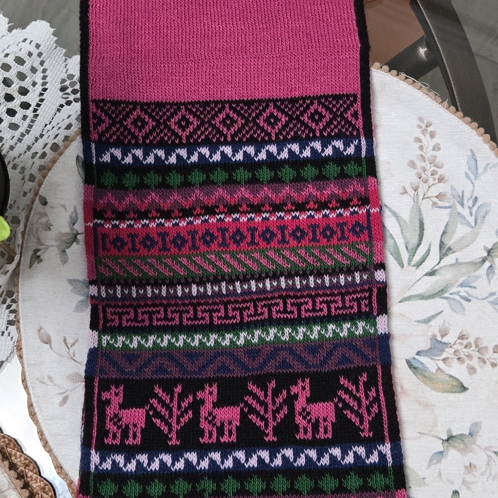 Colorful Patterned Knit Scarf - Picture 4 of 4